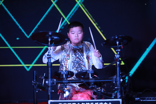 大禹漢光2018年“同心同行，共創(chuàng)未來”主題年會(huì)圓滿成功