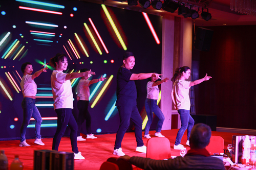 大禹漢光2018年“同心同行，共創(chuàng)未來”主題年會(huì)圓滿成功